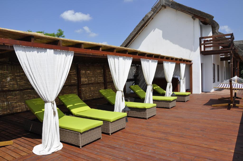 Doi Capitani Hotel Crișan Esterno foto