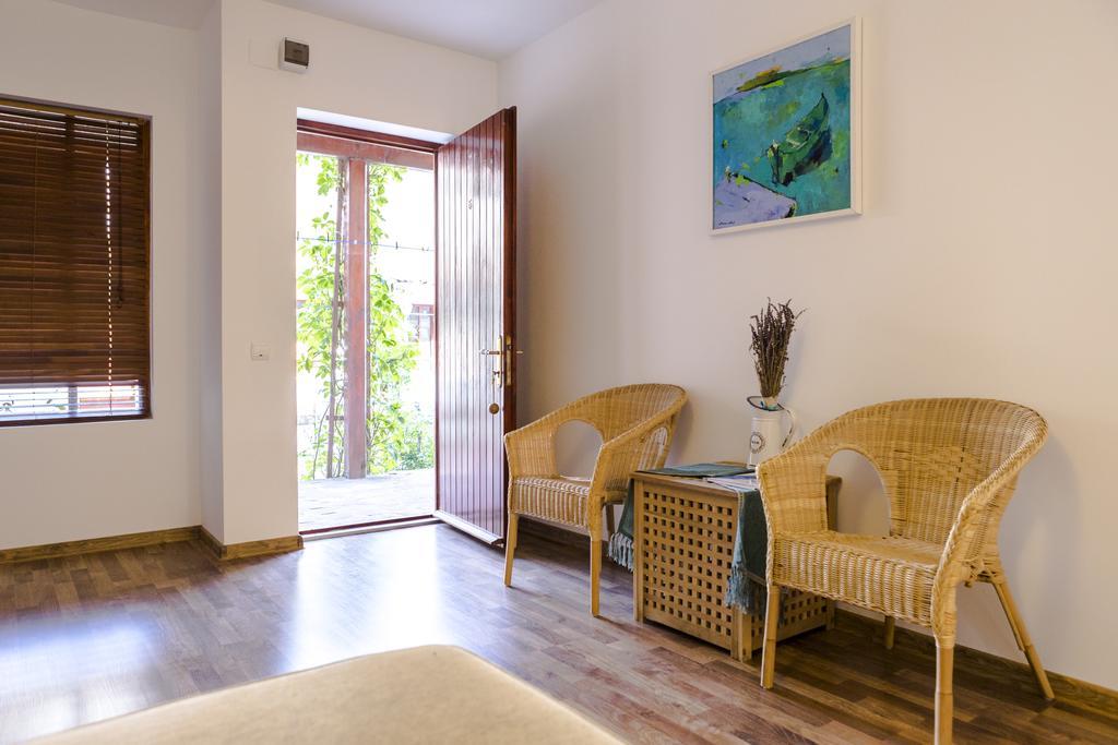 Doi Capitani Hotel Crișan Esterno foto